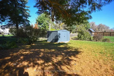 8 Wiltse Street E Athens ON K0E 1B0