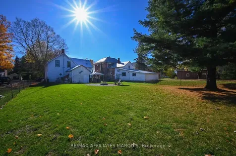 8 Wiltse Street E Athens ON K0E 1B0