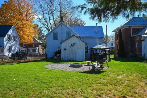 8 Wiltse Street E Athens ON K0E 1B0