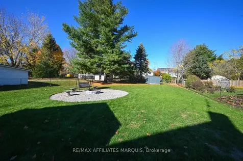 8 Wiltse Street E Athens ON K0E 1B0