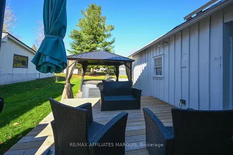 8 Wiltse Street E Athens ON K0E 1B0