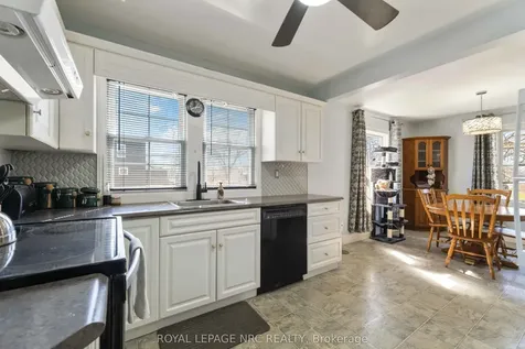 103 Clare Avenue Port Colborne ON L3K 5H6