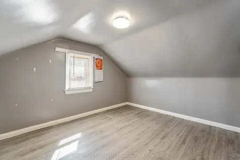 103 Clare Avenue Port Colborne ON L3K 5H6