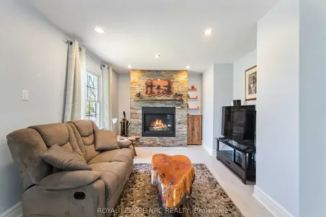 103 Clare Avenue Port Colborne ON L3K 5H6