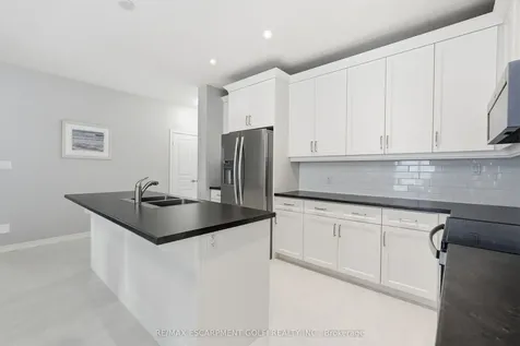 94 Anastasia Boulevard West Lincoln ON L0R 2A0