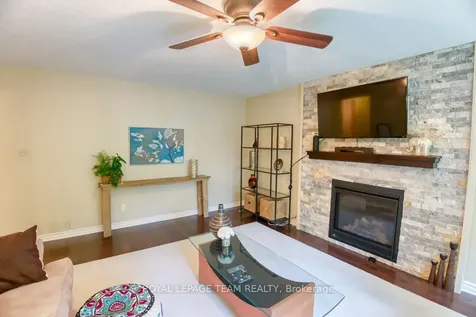 27 Sherk Crescent Kanata ON K2K 2L3