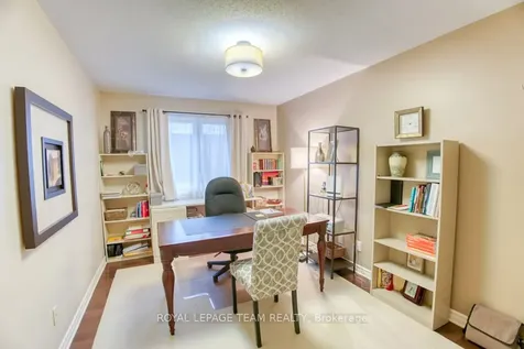 27 Sherk Crescent Kanata ON K2K 2L3