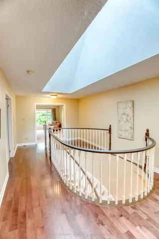 27 Sherk Crescent Kanata ON K2K 2L3