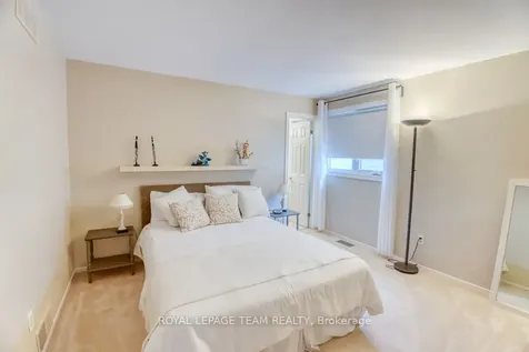 27 Sherk Crescent Kanata ON K2K 2L3