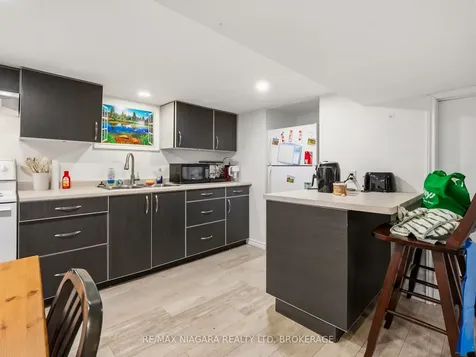 198 Murray Street Fort Erie ON L2A 2B6