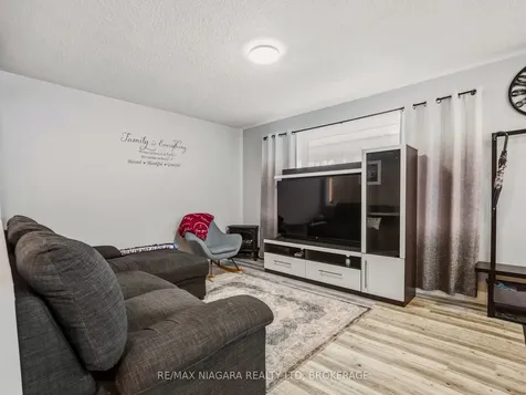 198 Murray Street Fort Erie ON L2A 2B6