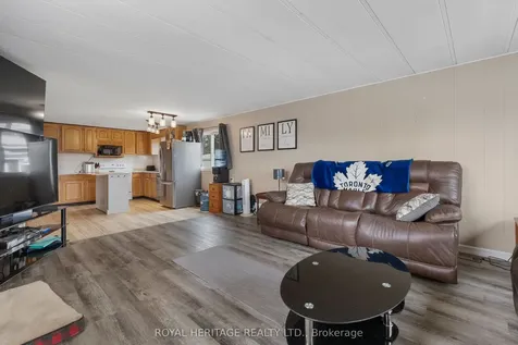 16 Fenelon Way Kawartha Lakes ON K9V 4R1