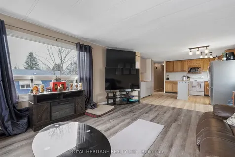16 Fenelon Way Kawartha Lakes ON K9V 4R1