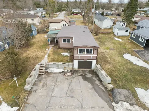 16 Fenelon Way Kawartha Lakes ON K9V 4R1