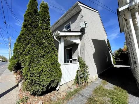157-159 Centre Street N Greater Napanee ON K7R 1N6
