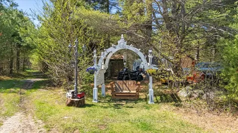 340 Deer Rock Lake Road Addington Highlands ON K0H 1P0