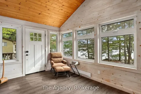 1032 Lakeshore Drive S Bracebridge ON P1L 1X3