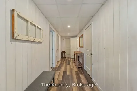 1032 Lakeshore Drive S Bracebridge ON P1L 1X3