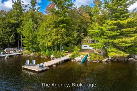 1032 Lakeshore Drive S Bracebridge ON P1L 1X3