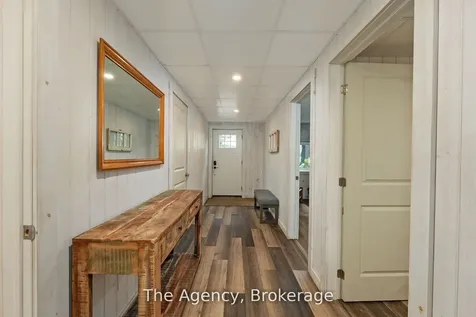 1032 Lakeshore Drive S Bracebridge ON P1L 1X3