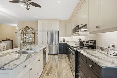 104 Anastasia Boulevard West Lincoln ON L0R 2A0