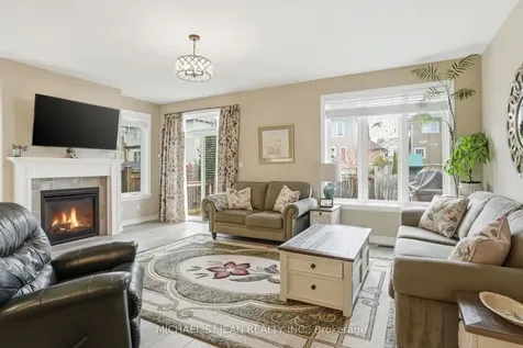 104 Anastasia Boulevard West Lincoln ON L0R 2A0