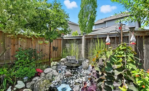 104 Anastasia Boulevard West Lincoln ON L0R 2A0