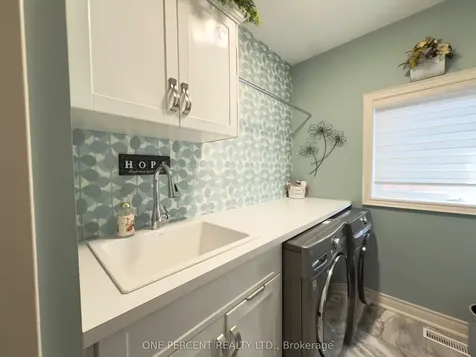 59 Julia Drive Welland ON L3T 5W4