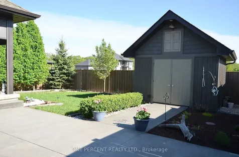 59 Julia Drive Welland ON L3T 5W4