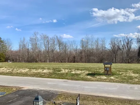 39 Circle Drive Kawartha Lakes ON K9V 4R1