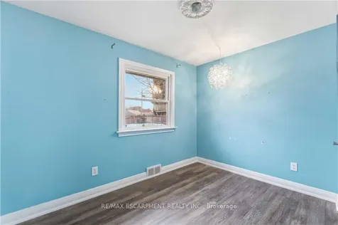 40 Nickerson Avenue St. Catharines ON L2N 3M4