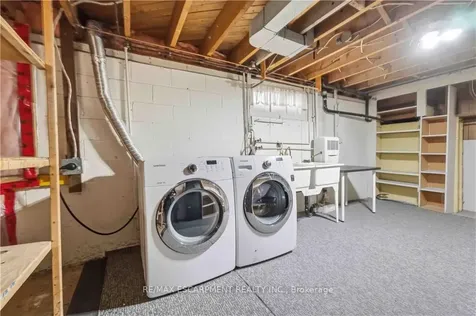 40 Nickerson Avenue St. Catharines ON L2N 3M4