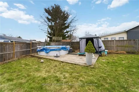40 Nickerson Avenue St. Catharines ON L2N 3M4