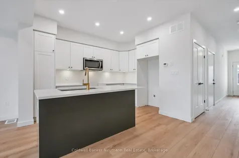 32 Fieldstone Lane Centre Wellington ON N0B 1S0