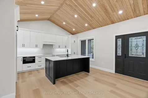 345 Turnberry Street North Huron ON N0G 2W0