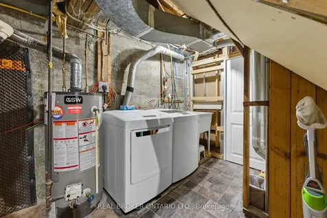 36 Gibson Drive Norfolk ON N3Y 3L3