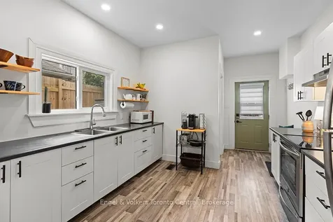 1092 1st Avenue W Owen Sound ON N4K 4K6