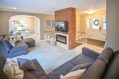 58 Pannell Lane Strathroy-caradoc ON N7G 2C6