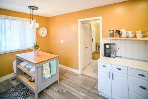 58 Pannell Lane Strathroy-caradoc ON N7G 2C6