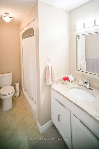 58 Pannell Lane Strathroy-caradoc ON N7G 2C6