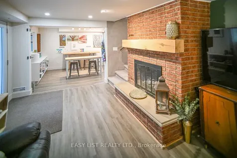 58 Pannell Lane Strathroy-caradoc ON N7G 2C6