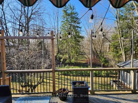 58 Pannell Lane Strathroy-caradoc ON N7G 2C6