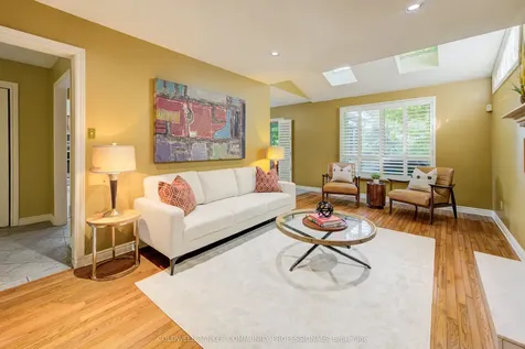 466 Dicenzo Drive Hamilton ON L9B 2C4