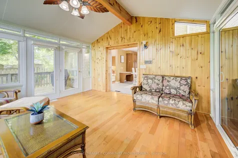 466 Dicenzo Drive Hamilton ON L9B 2C4