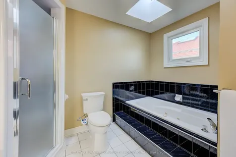 466 Dicenzo Drive Hamilton ON L9B 2C4