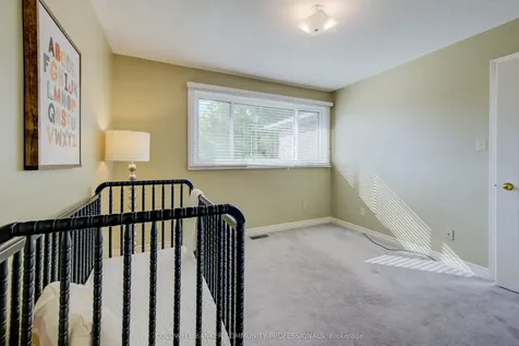 466 Dicenzo Drive Hamilton ON L9B 2C4
