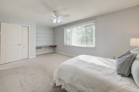 466 Dicenzo Drive Hamilton ON L9B 2C4