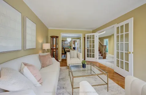 466 Dicenzo Drive Hamilton ON L9B 2C4