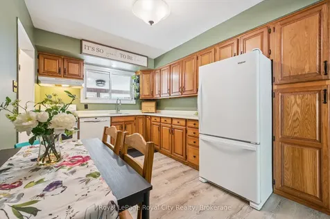 24 Julia Drive Guelph ON N1H 5W1