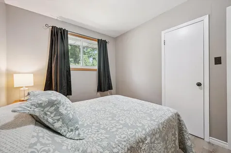 24 Julia Drive Guelph ON N1H 5W1